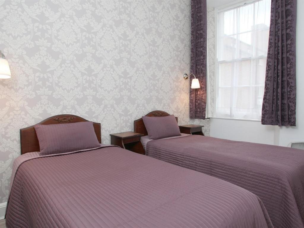 Glasgow City Charlotte Service Aparments ภายนอก รูปภาพ
