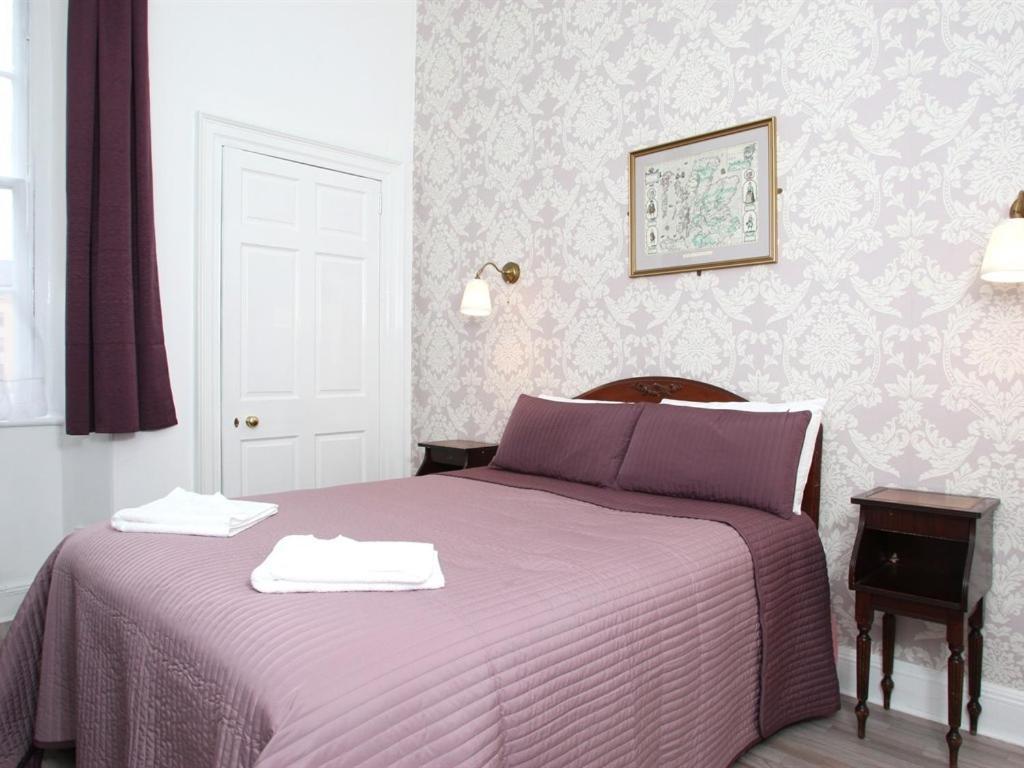 Glasgow City Charlotte Service Aparments ภายนอก รูปภาพ